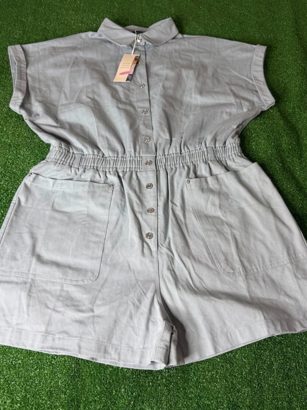 Dokotoo Women's 2XL Gray Utility Romper Dolman Sleeves Snap Front Pockets NWT